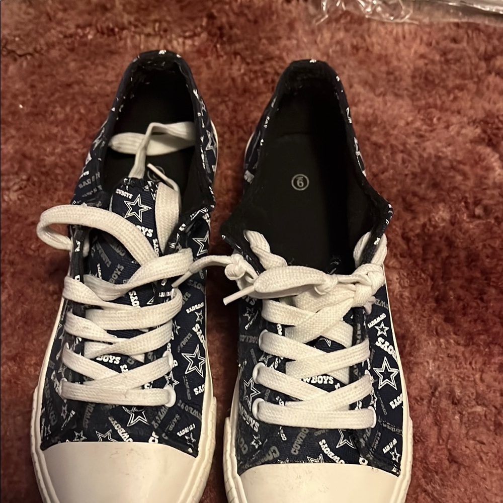 NFL Women's Blue&white cowboy sneakers
